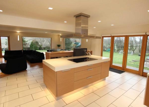 Contemporary fitted kitchen with Island block.