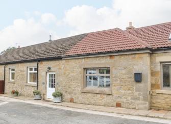 A single-storey Northumberland holiday cottage on a quiet lane.