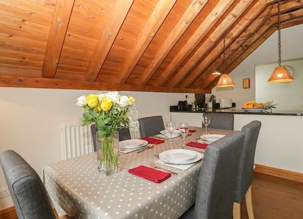 Book Flora's Barn | Quantock Hills Rural Retreat | Sleeps 4