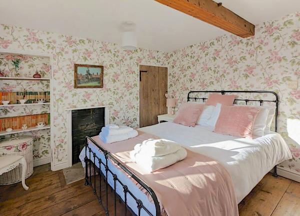 The Rose bedroom