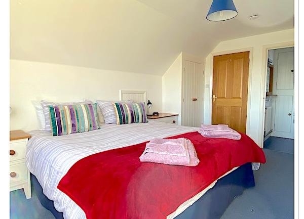 Double bedroom with ensuite bathroom.