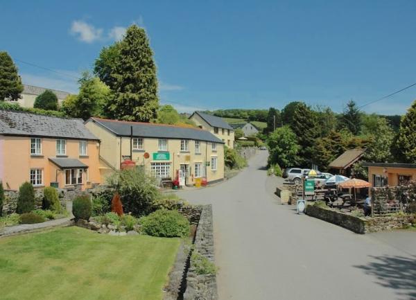Cottage line an empty Exmoor village street in Withypool.