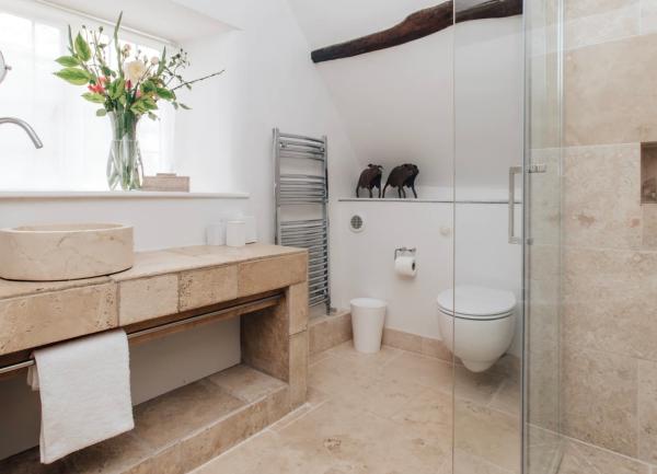 Luxury bathroom suite.