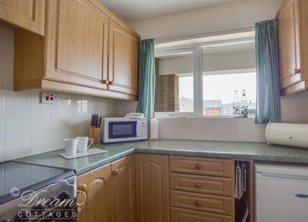 Jurassic View living Kitchen