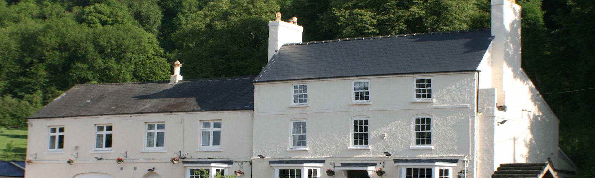 River Wye Lodge - Large Holiday Cottage in Herefordshire