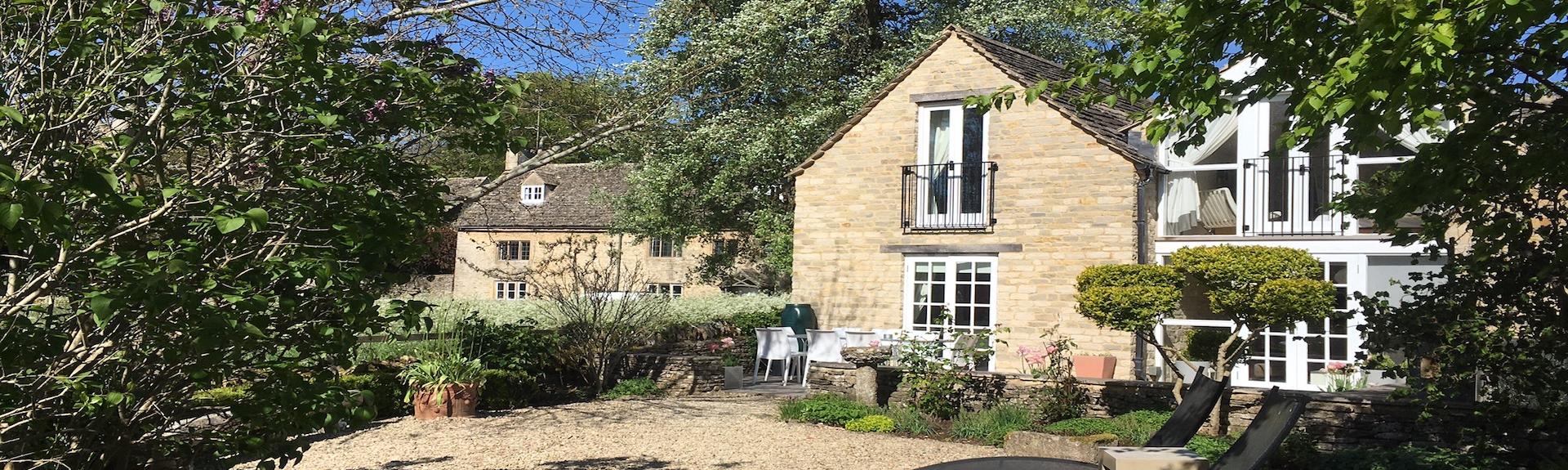 The Chestnuts - A Cotswold Eco-Chic Cottage