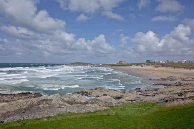 Discover Cornish Seaside Cottages and Beach Apartments in Newquay. A large surfing beach in CNewquay