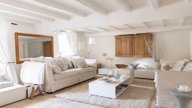 The spacious lounge in The Chestnuts, a luxury eco-friendly cottage in Oxfordshire.