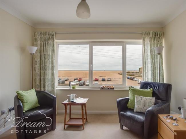 Jurassic View living room view 